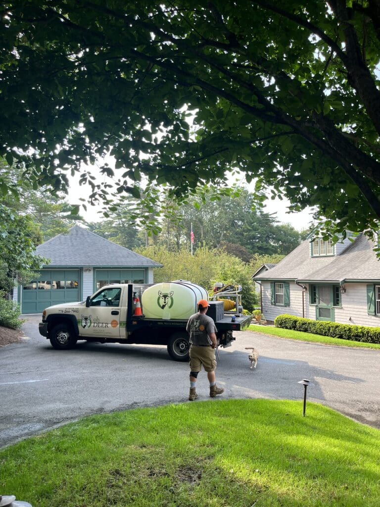 Derek Lodi and customers dog ohDEER truck 